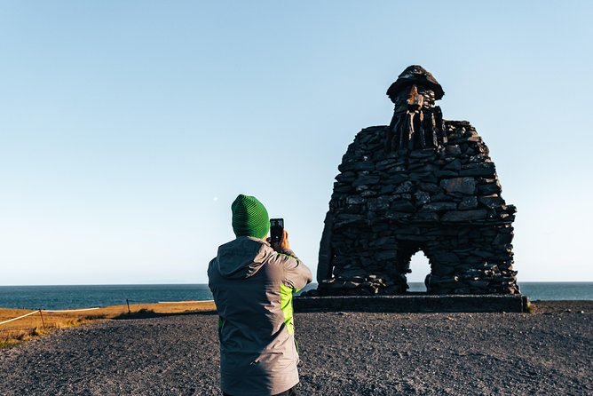Reykjavik: Snaefellsnes National Park Small Group Trip - Traveler Size