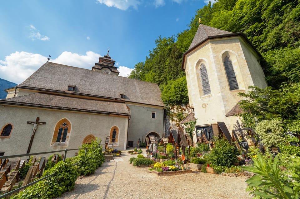 Romantic Scenic Walking Tour in Hallstatt - Tips for a Memorable Experience