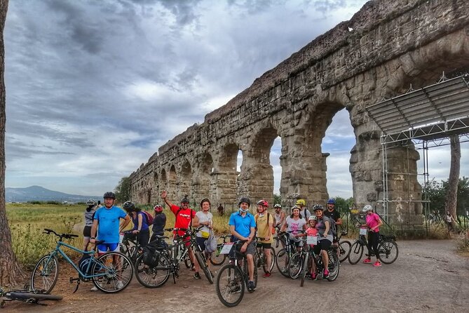 Rome: Appian Way Catacombs and Aqueducts Bike Tour - Visiting the Catacombs