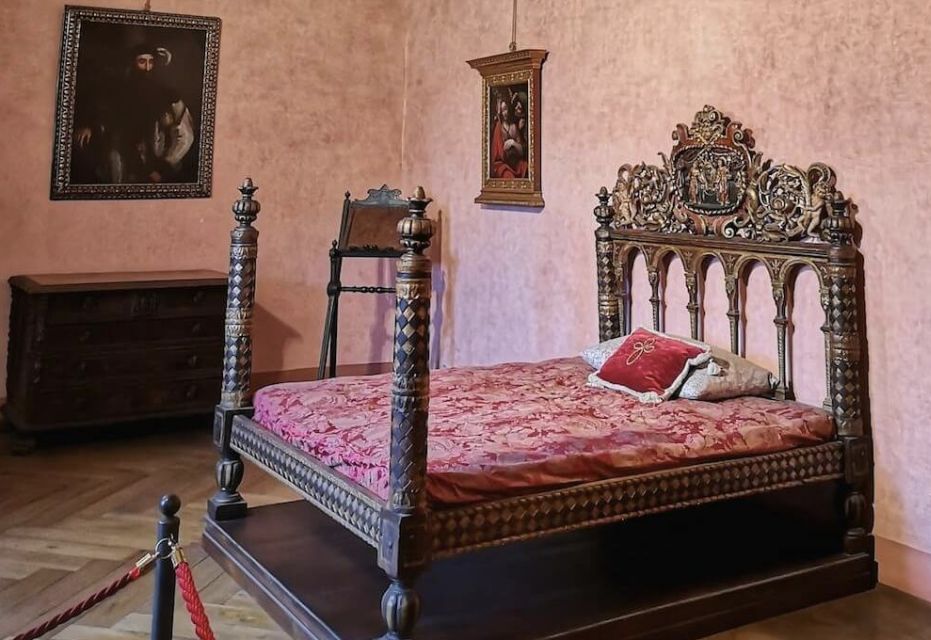 Rome: Private Walking Tour of Castel SantAngelo - Admiring Castel SantAngelos Spectacular Rooms