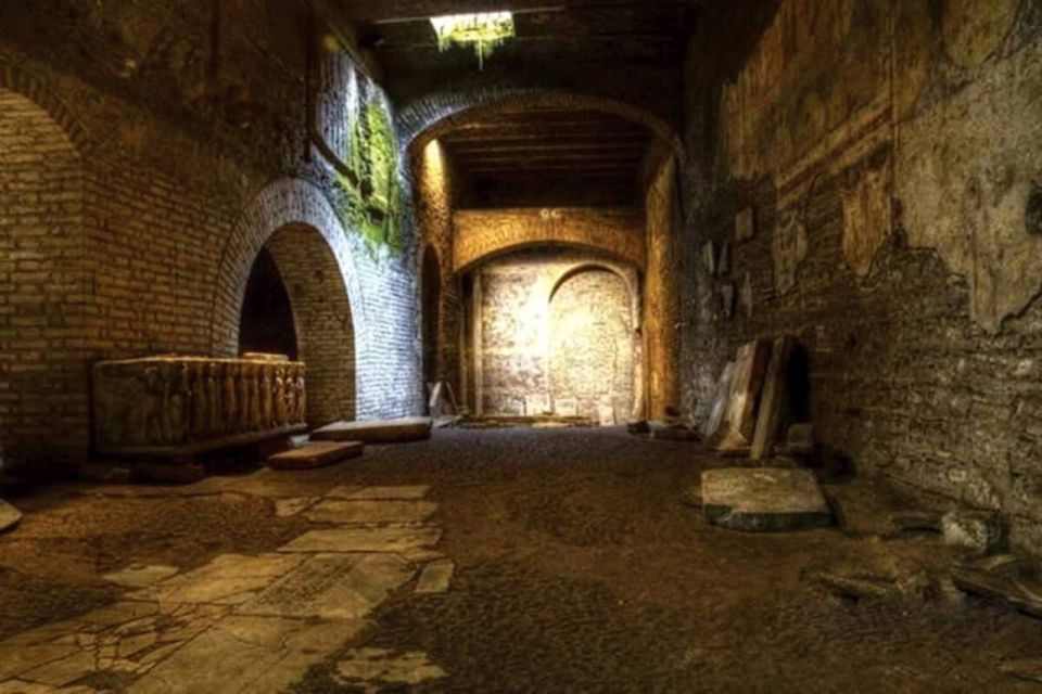 Rome: the Undergrounds of Trastevere Tour With Private Guide - Underground Republican Temples