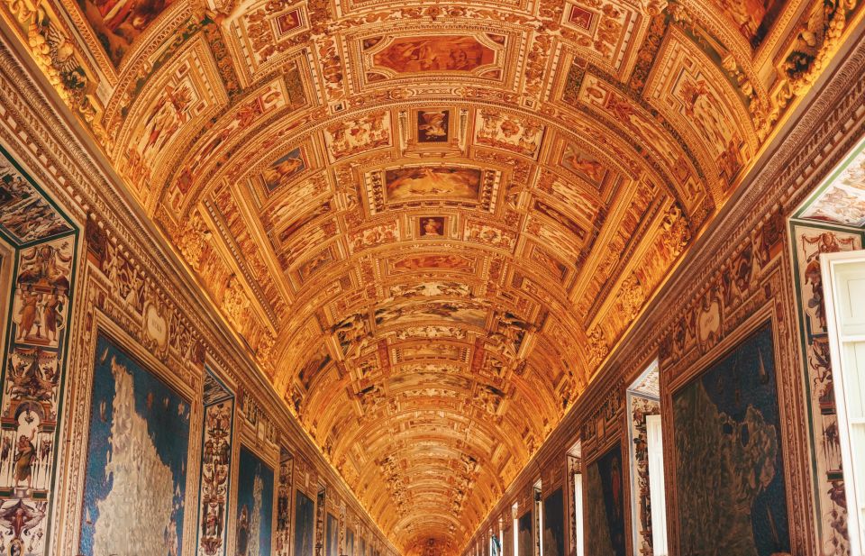 Rome: Vatican Museums, Sistine Chapel, and St. Peters Tour - Live Guide and Language