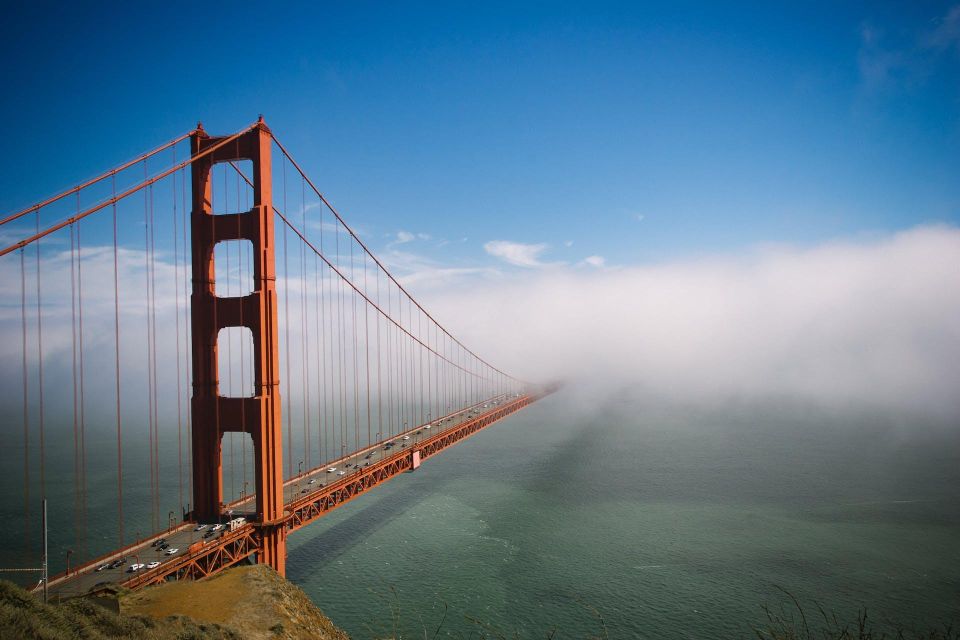 San Francisco - Golden Gate Bridge : The Digital Audio Guide - Personalized Journey Through the Past