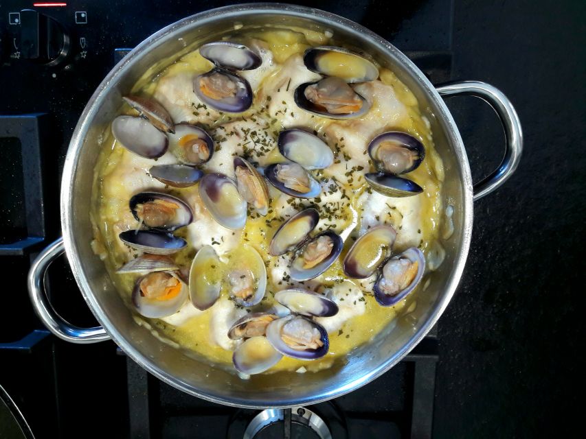 San Sebastian: Private Gastronomy Tour and Cooking Class - Market and Cooking