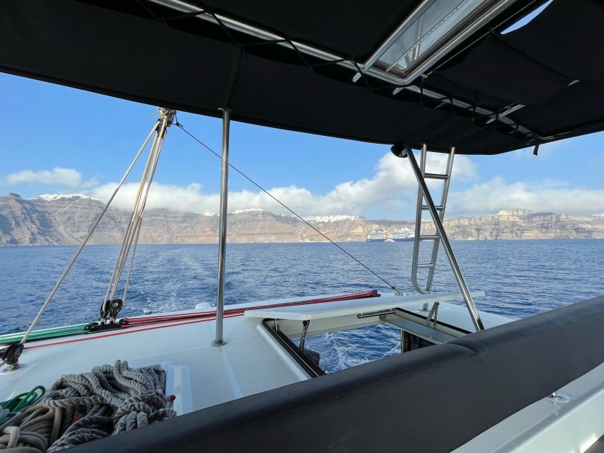 Santorini Catamaran Cruise With Swimming, Meal and Open Bar - Customer Feedback and Ratings