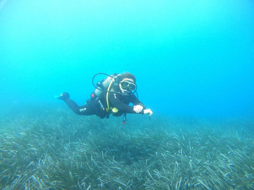 Santorini: Scuba Diving Experience in the Volcanic Caldera - Health Advisory