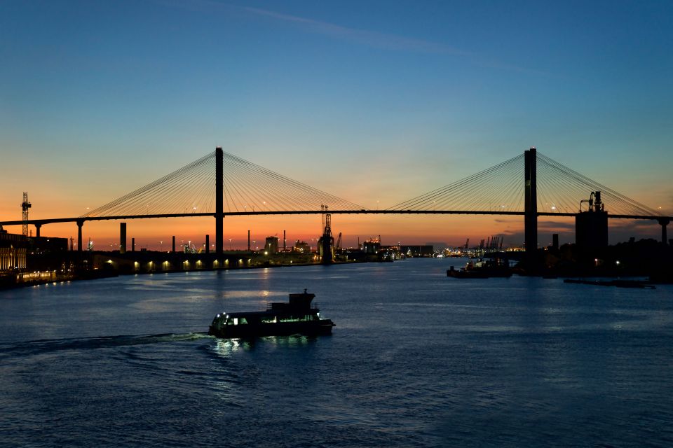 Savannah: Buffet Dinner Cruise With Live Entertainment - Small Group Size