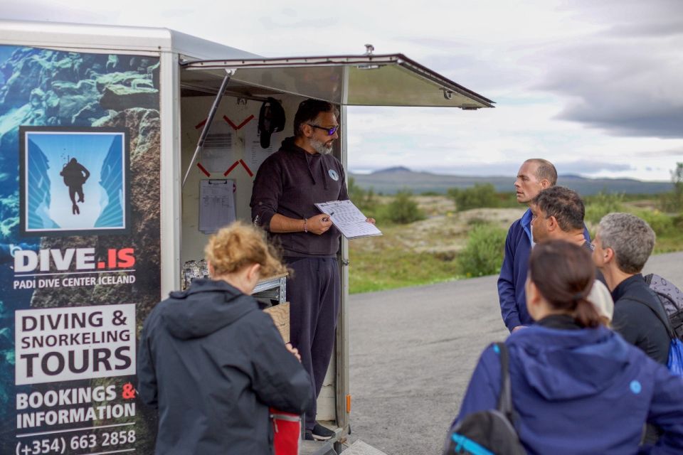 Silfra: Snorkeling Between Tectonic Plates, Meet on Location - What to Expect
