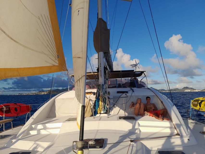 Sint Maarten: Luxury Catamaran Cruise With Lunch and Drinks - Lunch and Refreshments