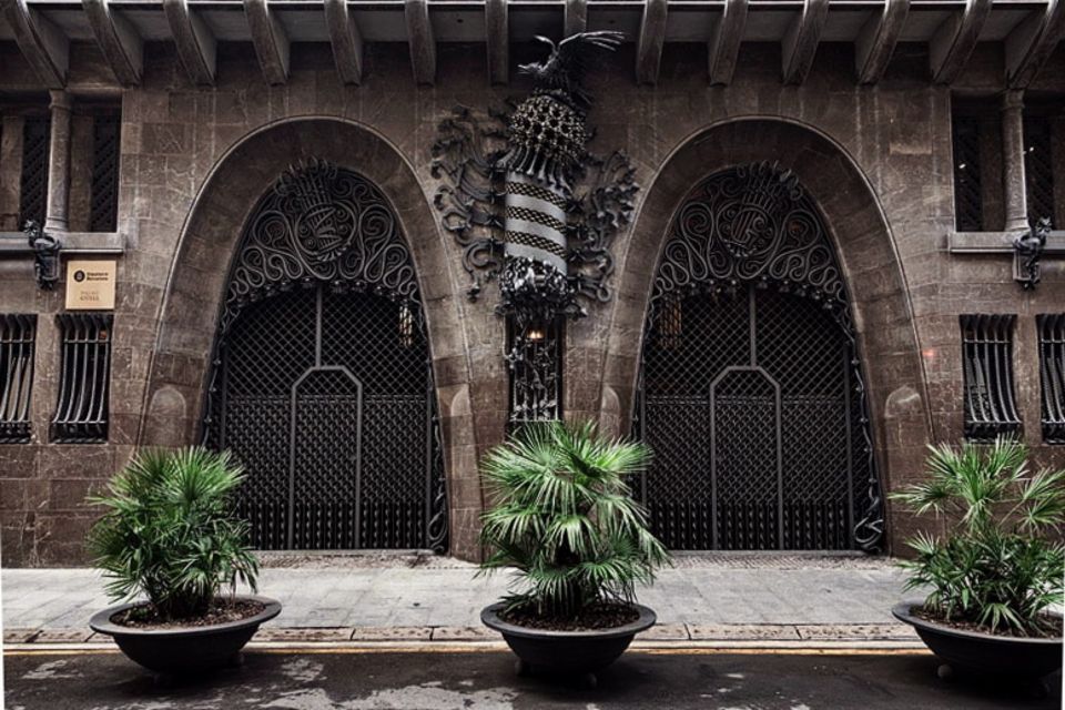 Skip-the-Line Private Tour of the Güell Palace by Gaudi - Catalan Modernism Showcased