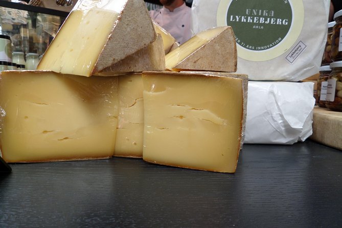 Small-Group Gourmet Evening Walking Tour of Copenhagen With Market Visit and Dinner - Whats Included in the Tour