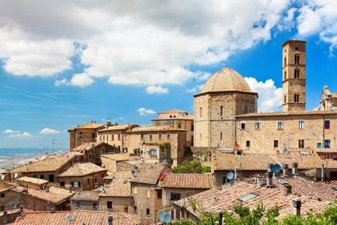 Small-Group San Gimignano and Volterra Day Trip From Siena - Pickup and Meeting Point Details