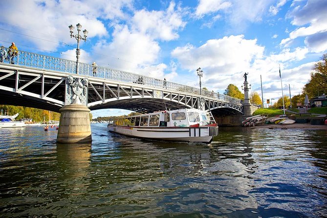 Stockholm Sightseeing Cruise Along Djurgarden Canal - Tips for an Enjoyable Experience