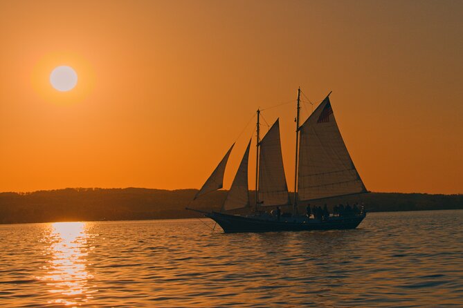Sunset Sail From Traverse City With Food, Wine & Cocktails - Guest Reviews and Feedback