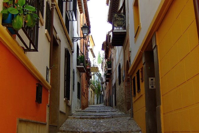 Sunset Walking Tour in Albaicín & Sacromonte - Ideal Timing for the Tour
