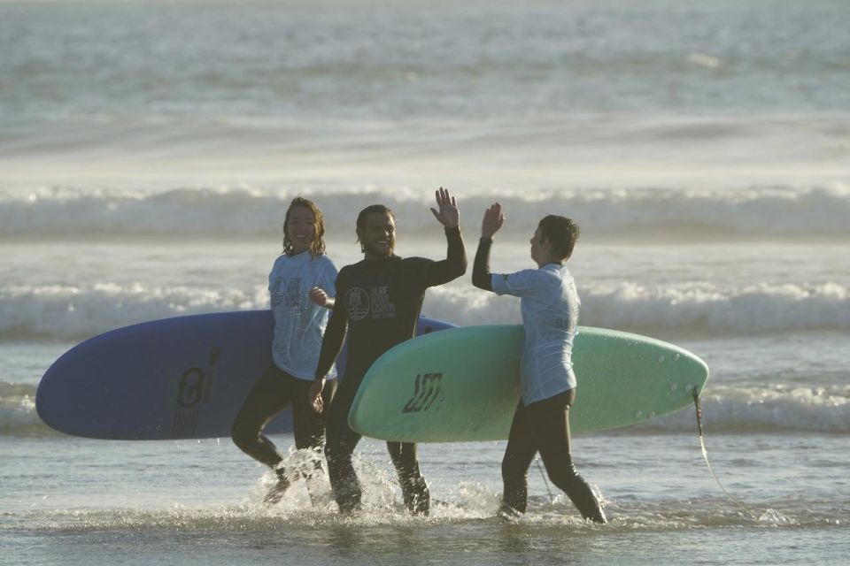 Surfing Experience With Trasnfer From Lisbon - Frequently Asked Questions