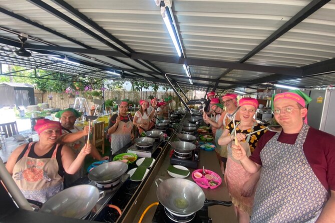 Thai Cooking Class With Local Market and Fruit Garden Tour - Local Market Tour and Ingredients