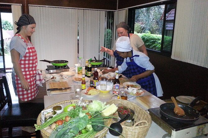 Thai Cooking Class With Local Market Tour in Koh Samui - Dietary Preferences Accommodated