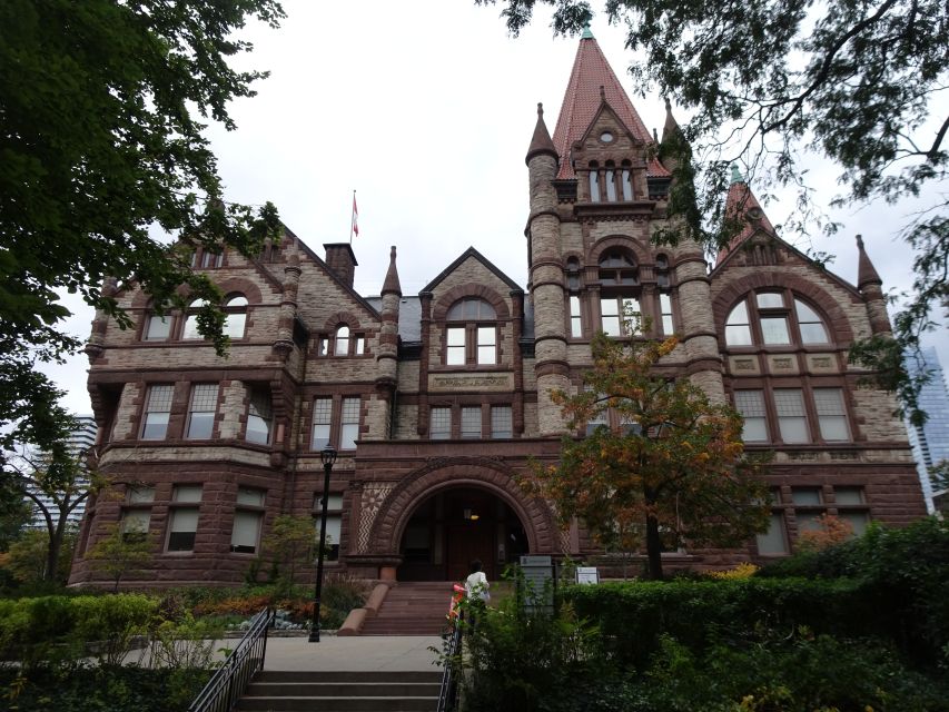 Toronto Queens Park Self-Guided Walking Tour Scavenger Hunt - Tour Highlights