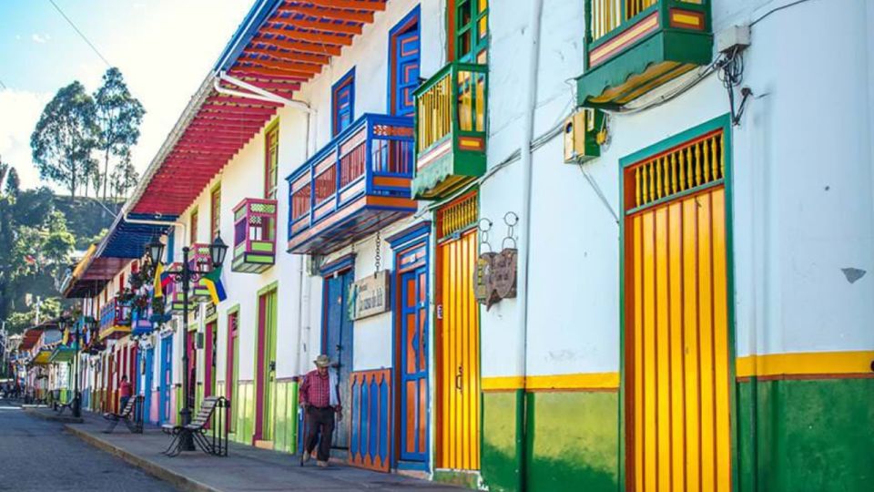 Tour to Salento and Cocora Valley From Pereira or Armenia - Frequently Asked Questions