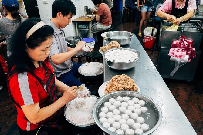 Traditional Old School Taiwanese Food Tour - Guest Reviews and Ratings