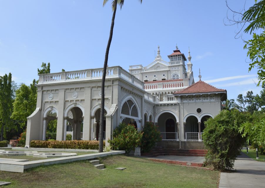 Trails of Pune Full-Day Guided Sightseeing City Tour by Car - Preparation Tips