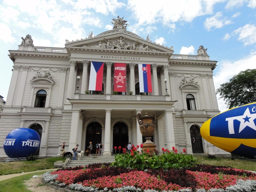 Transfer From Brno to Vienna Center or Airport - Included Amenities