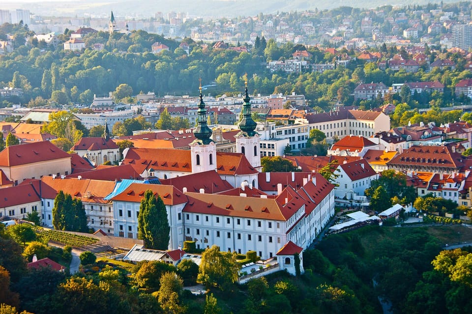 Transfer From Vienna to Prague With English-Speaking Driver - Cancellation Policy