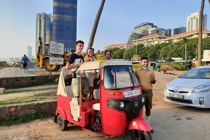 Tuk Tuk Private City Tour in Colombo - All-inclusive - Major Attractions in Colombo