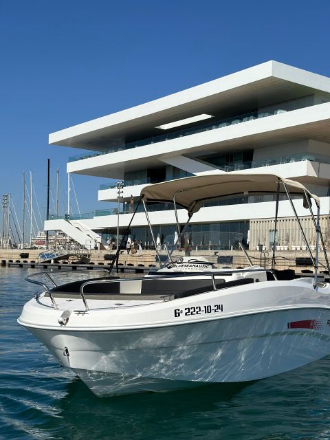 VALENCIA BOAT WITH OUT LICENSE - Suitability