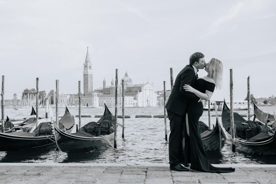 Venice: Private Tour With Travel Photographer - Meeting Locations