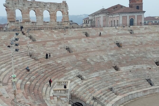 Verona Small Group Walking Tour With Cable Car and Arena Tickets - Tips for Participants