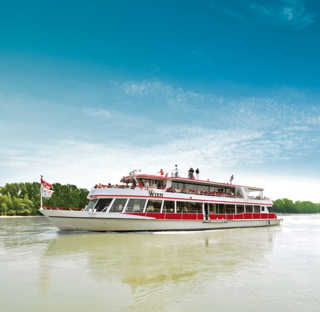 Vienna: Sightseeing Boat Tour With Lunch - Language Availability