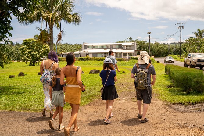 Walking Food Tour Exploring Hanalei - Exploring Hanaleis History