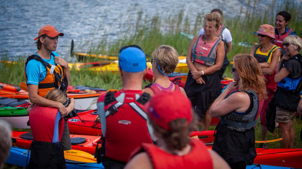 West Sweden: Calm - Basic Kayak Course - Safety Measures