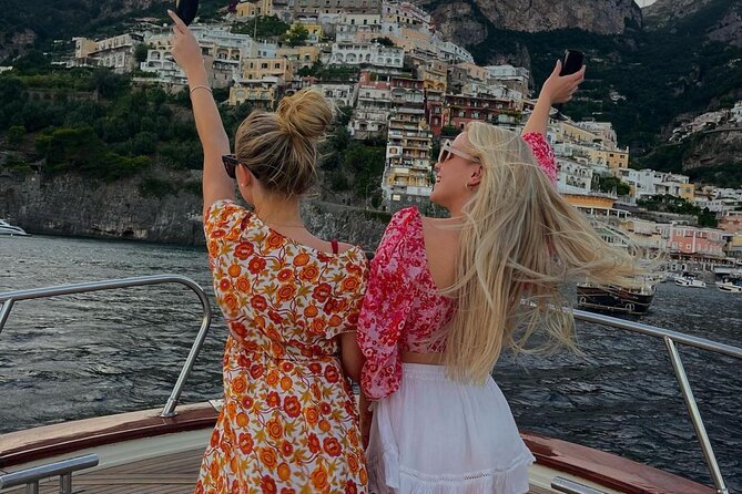 1.5 Hrs Shared Sunset Trip With Drinks and Snacks Frm Positano - Tips for Travelers