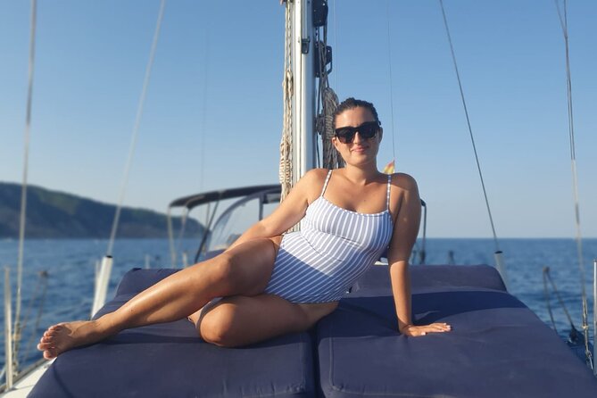 2 Hours Private Boat Trip With Open Bar - Weather Considerations