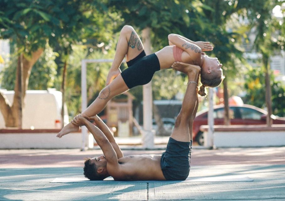 Acroyoga Class - What to Expect During Class