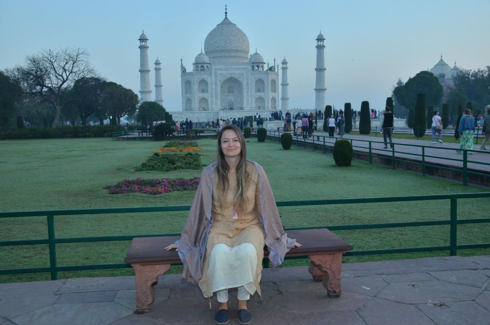 Agra: Taj Mahal With Mausoleum Skip the Line Tickets & Guide - Private Group Experience