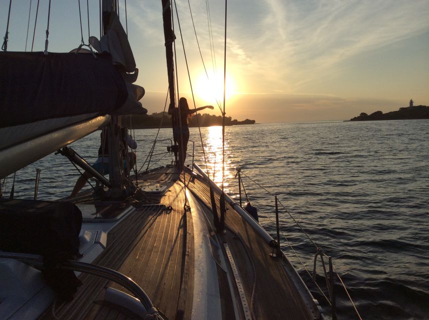 Alcudia: Romantic Sailing Trip With Diner for 2 - Customer Feedback