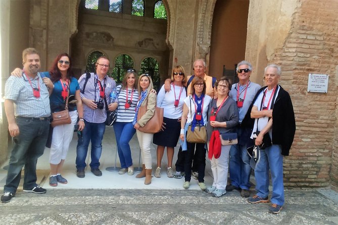 Alhambra:Join a Group,With a Specialist Guide.Skip the Line . - Tips for Your Visit