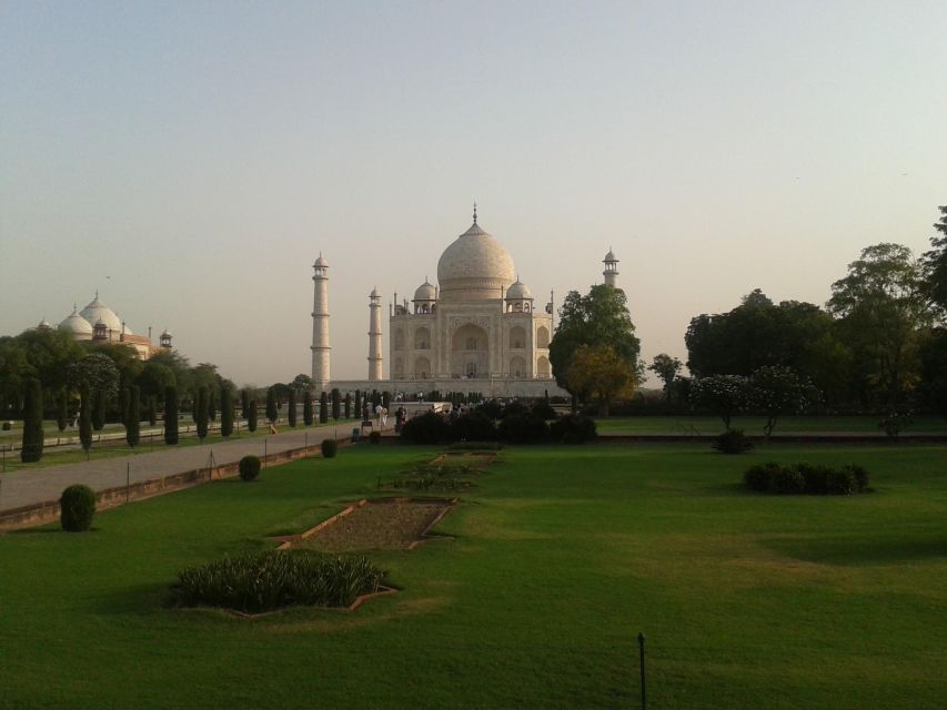 All Inclusive Agra Same Day Tour Ex Delhi by Car - Accessibility Features