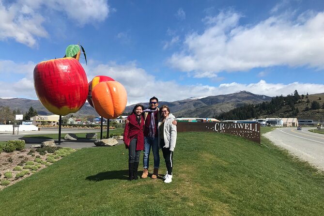 Arrowtown Wanaka Private Day Tour From Queenstown - Weather Considerations and Recommendations