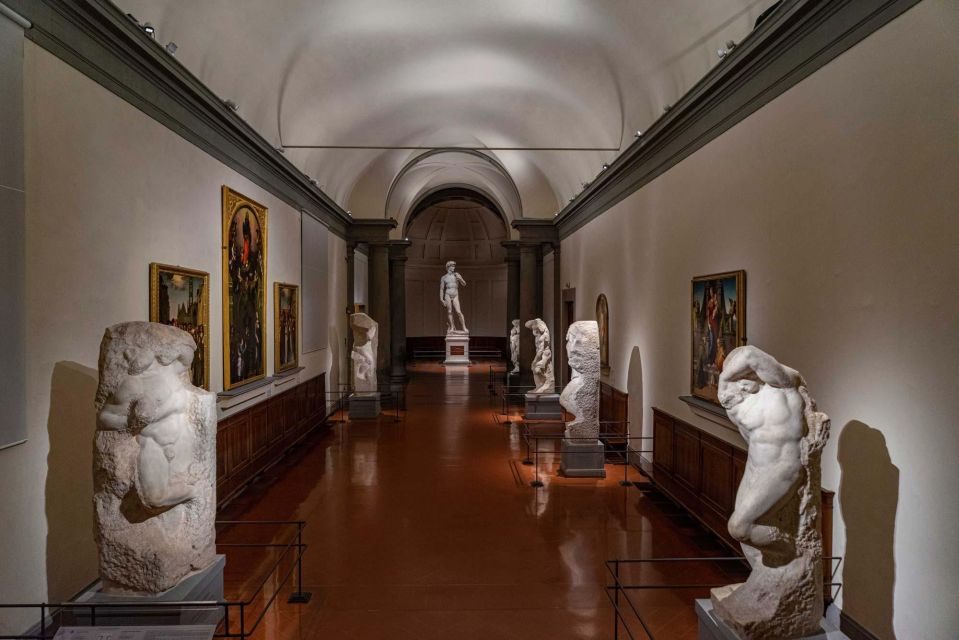 Art Exploration: The Accademia of Florence - Headphones for Immersive Tour