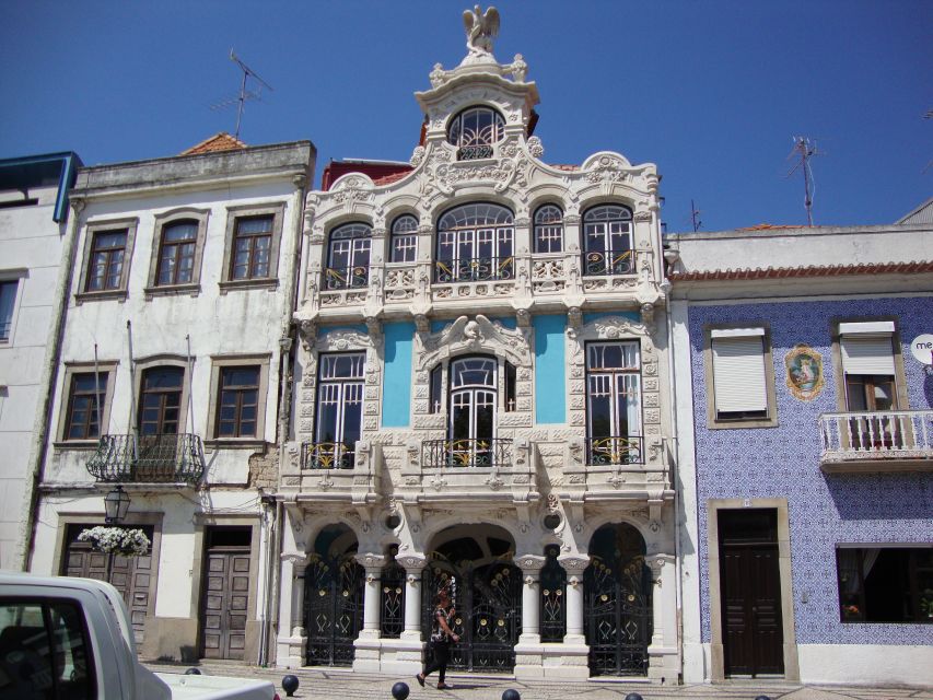 Aveiro: Boat Cruise and City Walking Tour With Sweet Tasting - Tips for Enjoying Your Tour