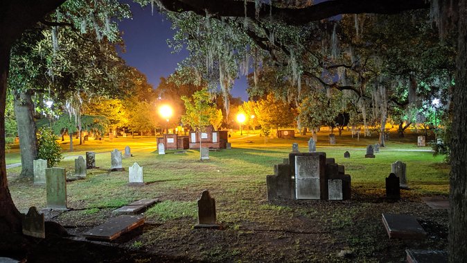 Bad Kitty Haunted Savannah Pub Crawl - Spooky, Naughty Ghosts - Tour Schedule