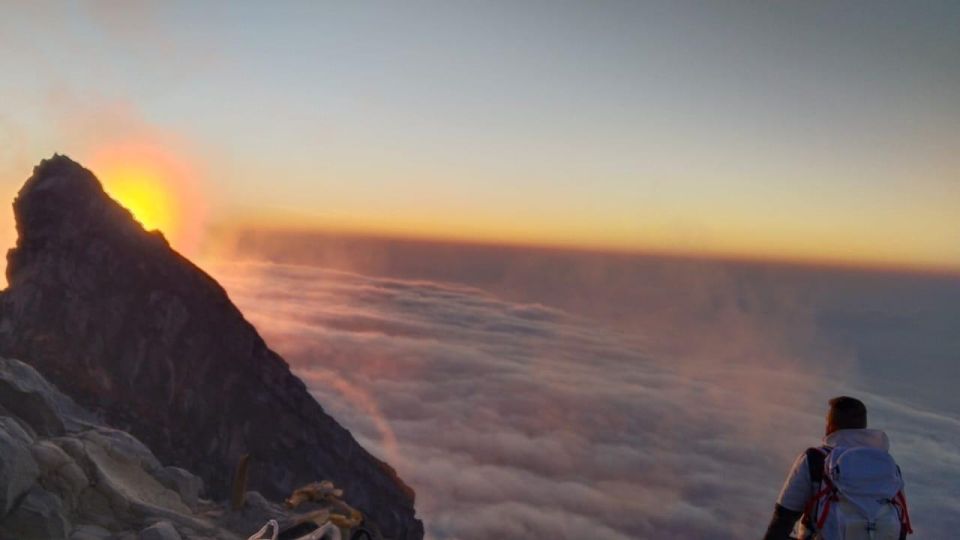 Bali: Mount Agung Sunrise Trekking - Witnessing the Sunrise at the Summit