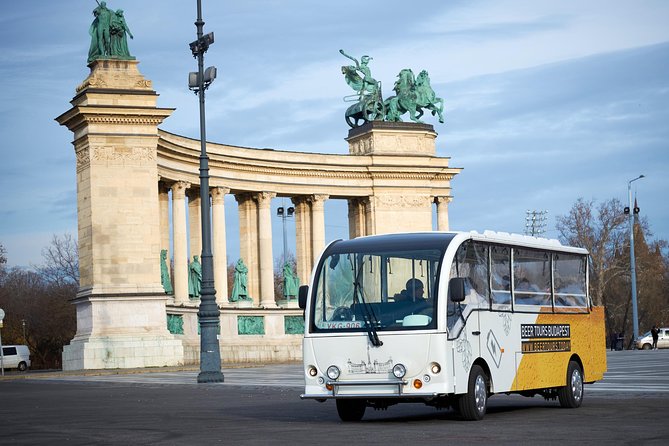 BeerBus Budapest - Sightseeing Partytour - Private and Personalized Experience