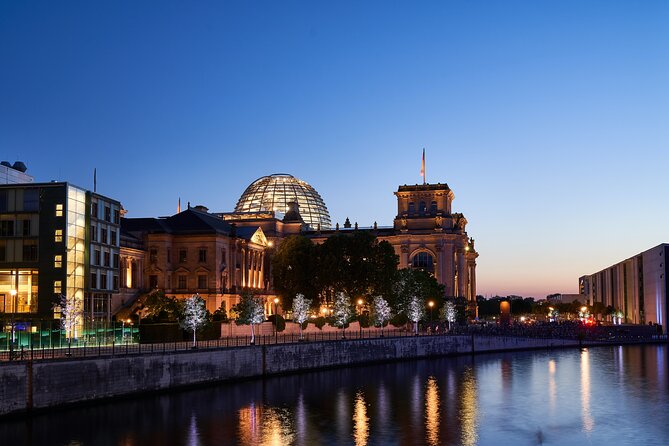 Berlin 4-Course Sunset Dinner Cruise Including Drinks - Booking Confirmation and Minimum Participants