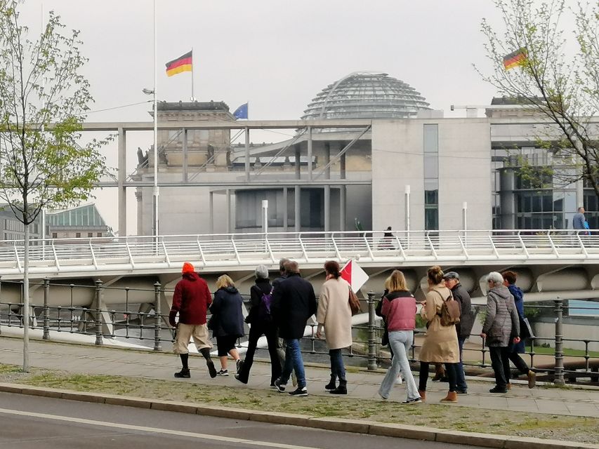 Berlin: Government District Around the Reichstag Guided Tour - Availability and Cancellation